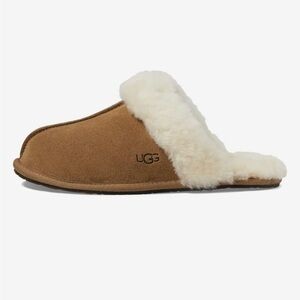 UGG Women’s Scuffette II Sueded Chestnut  Slipper